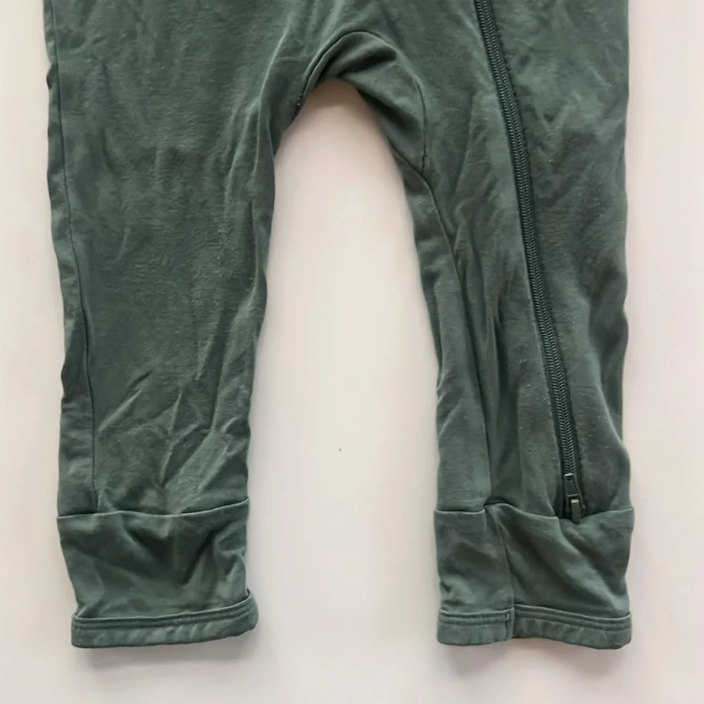 Rarely worn Kyte Baby zipper romper. 6-12 months. Color Pine